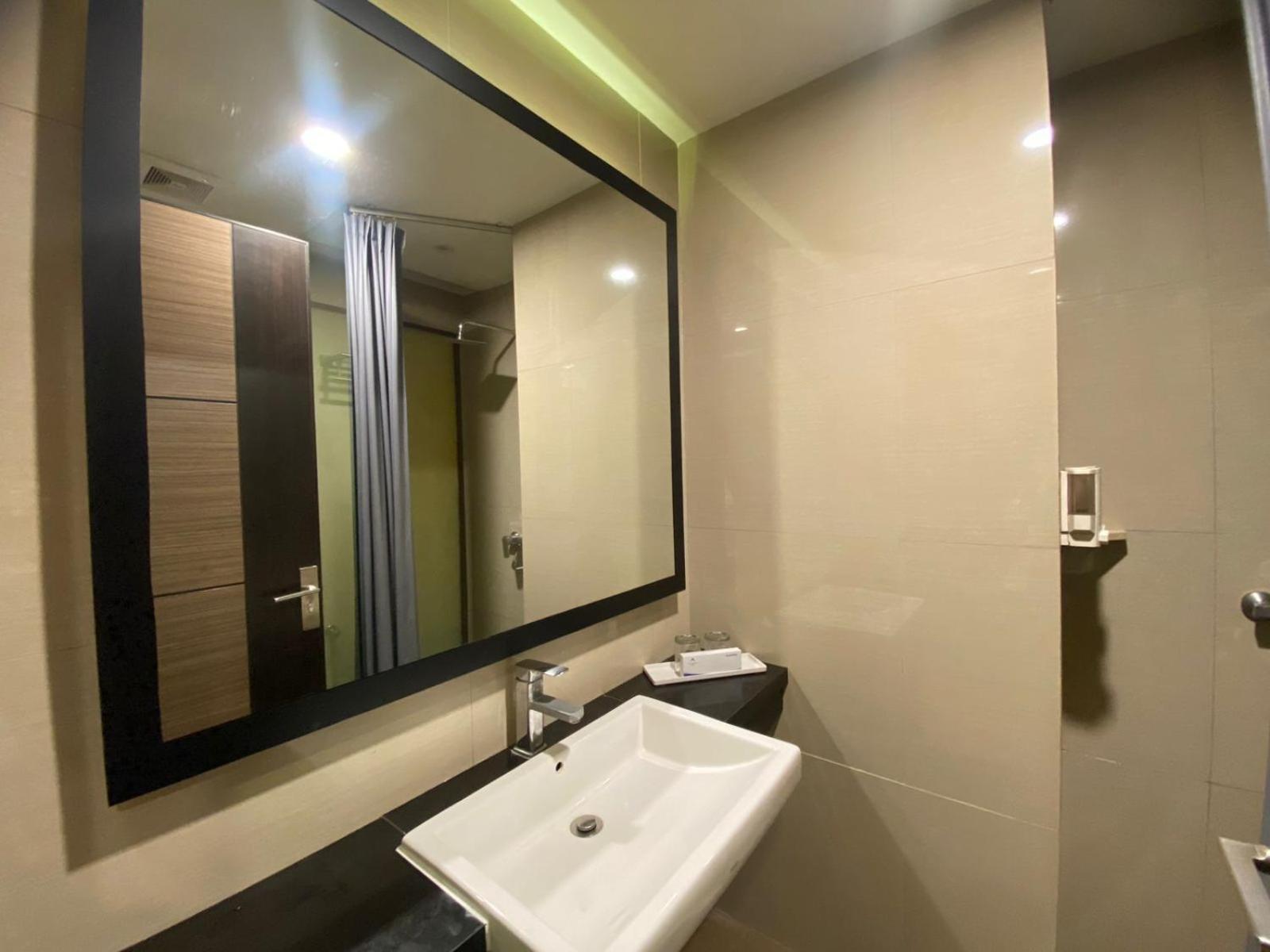 Atlantic City Hotel Bandung Extérieur photo