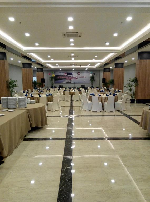Atlantic City Hotel Bandung Extérieur photo