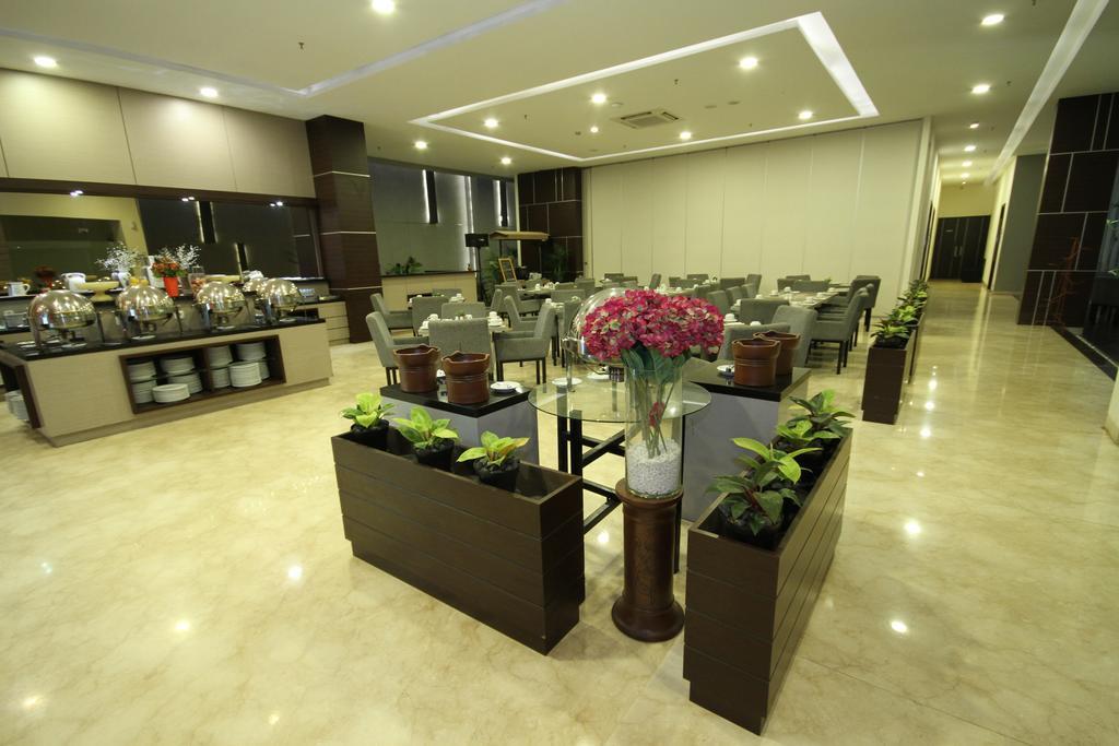 Atlantic City Hotel Bandung Extérieur photo