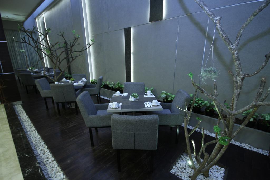 Atlantic City Hotel Bandung Extérieur photo