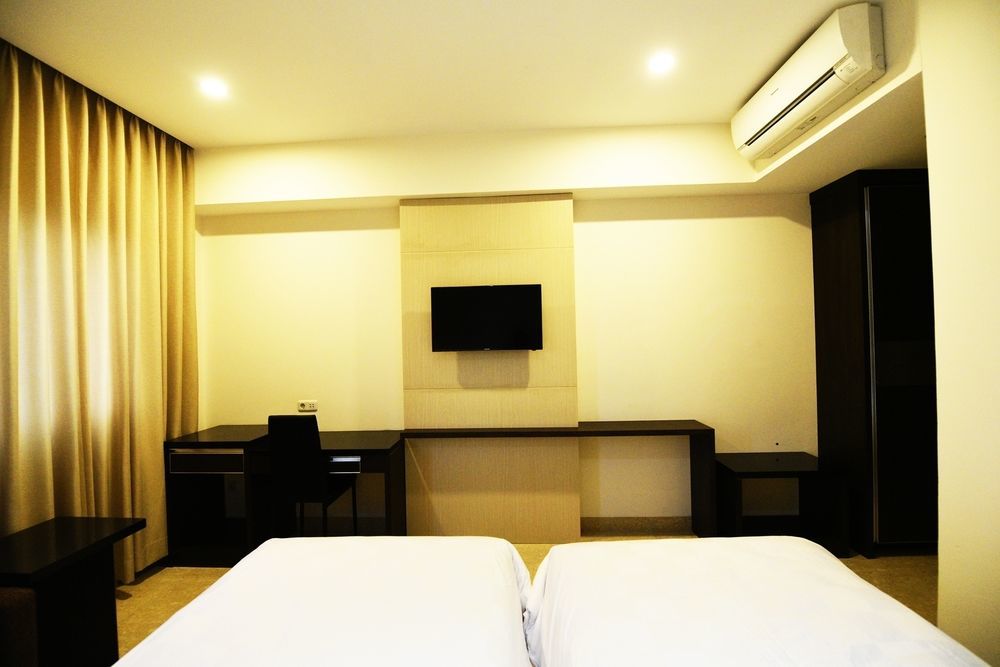 Atlantic City Hotel Bandung Extérieur photo