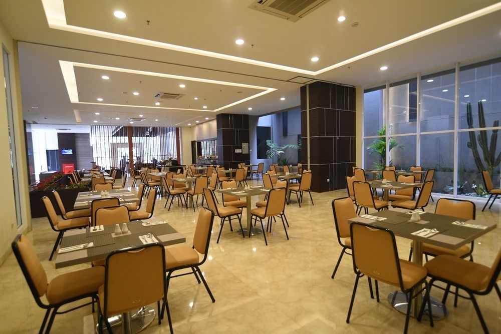 Atlantic City Hotel Bandung Extérieur photo