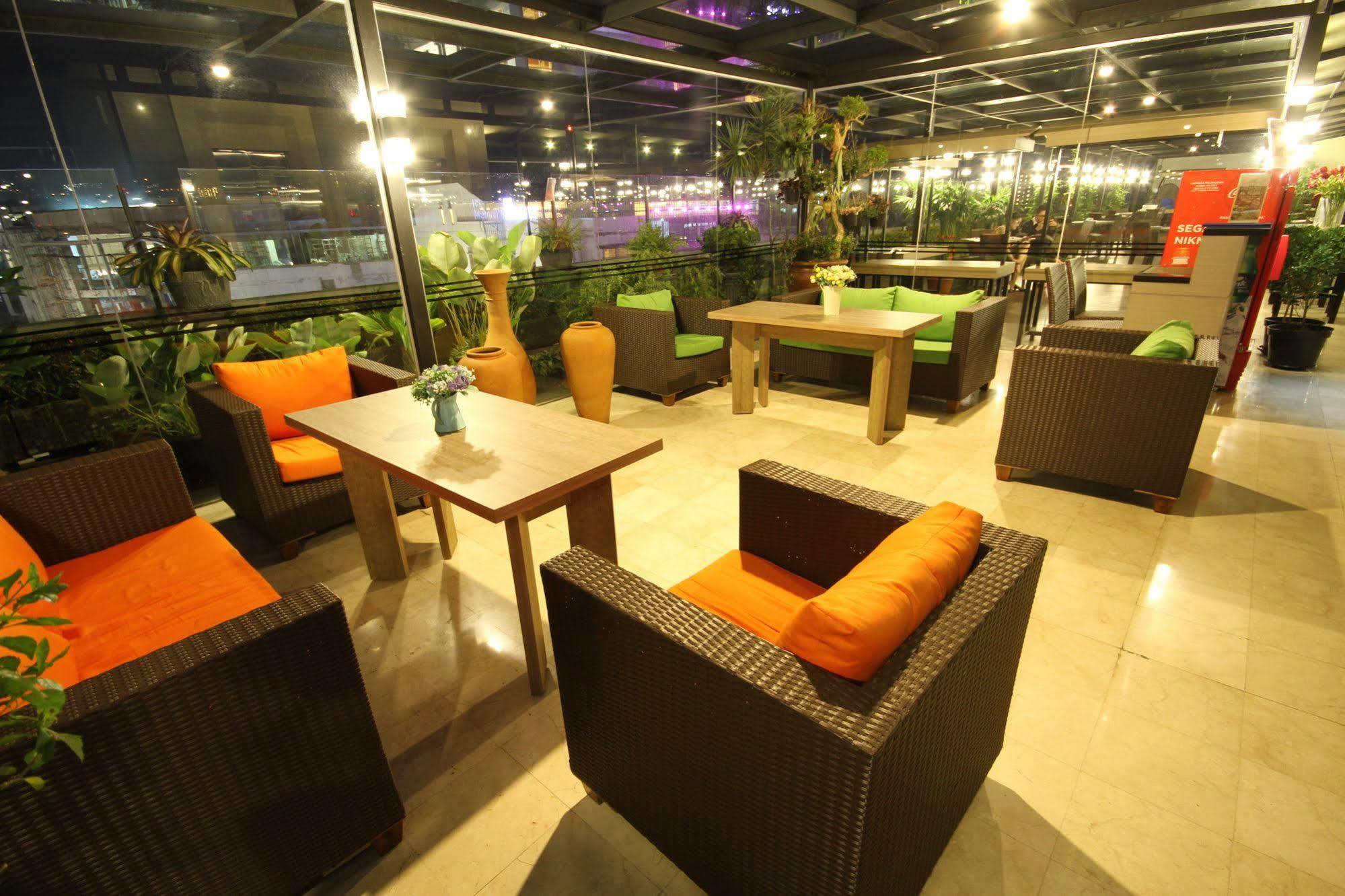 Atlantic City Hotel Bandung Extérieur photo