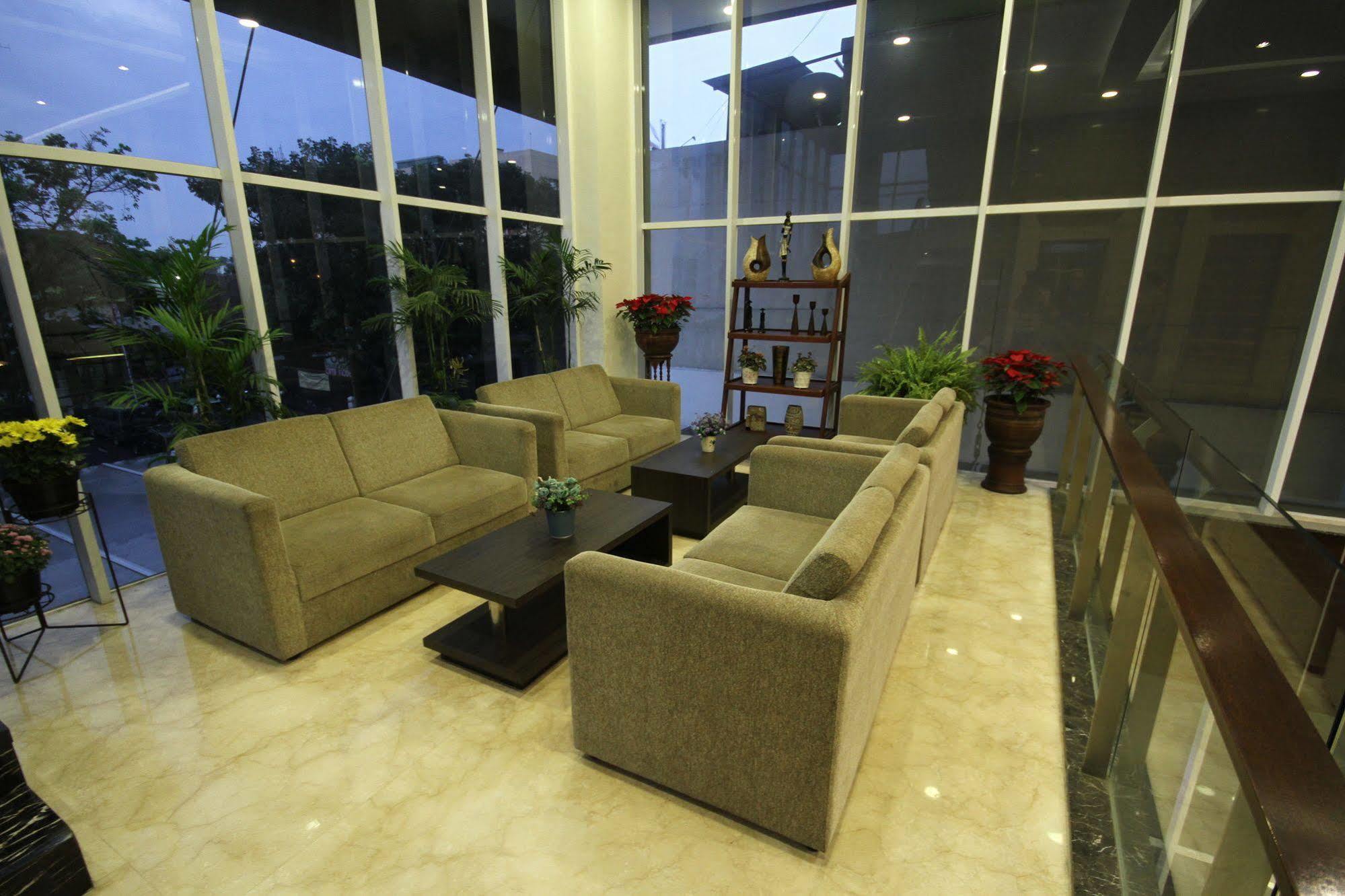 Atlantic City Hotel Bandung Extérieur photo