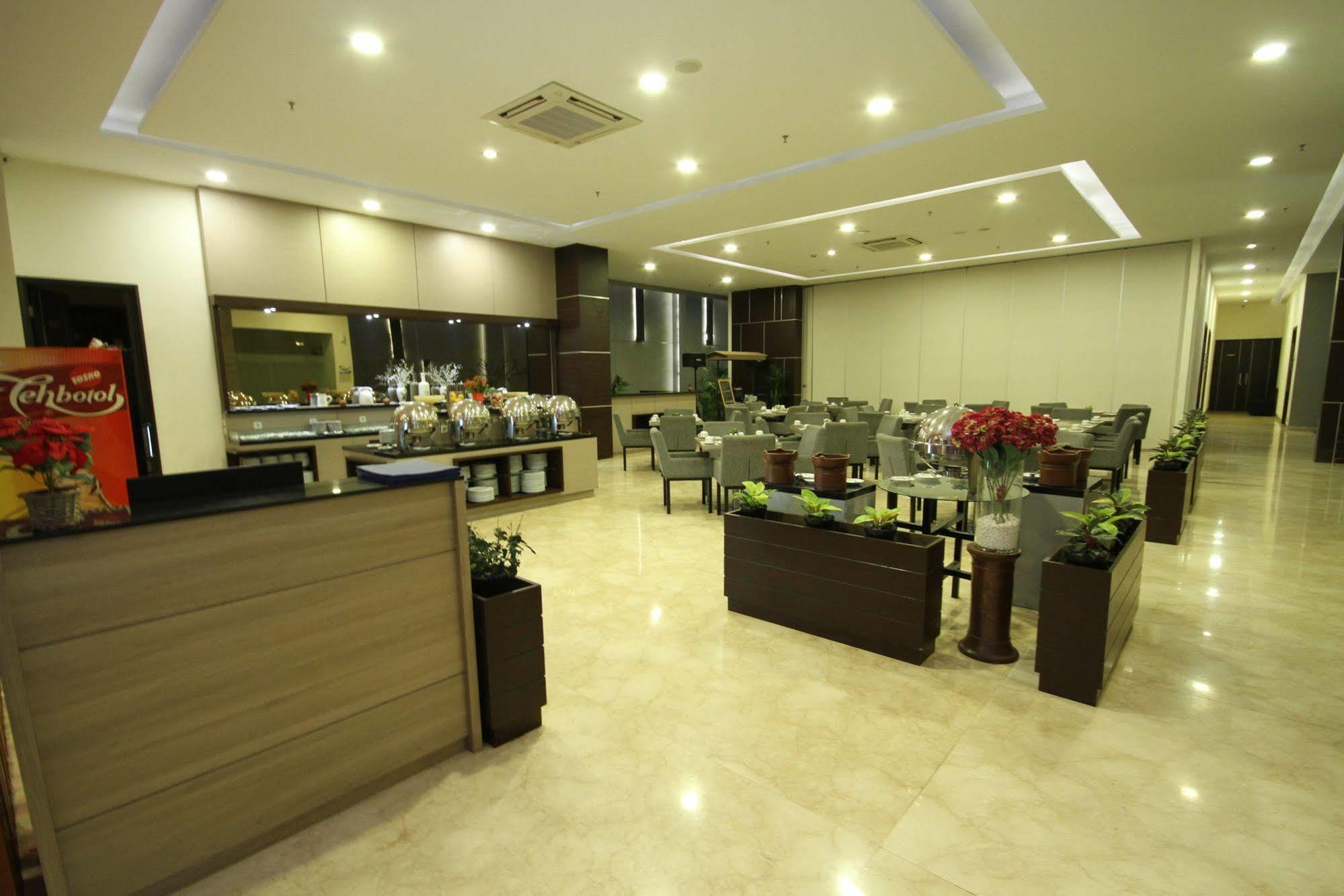 Atlantic City Hotel Bandung Extérieur photo